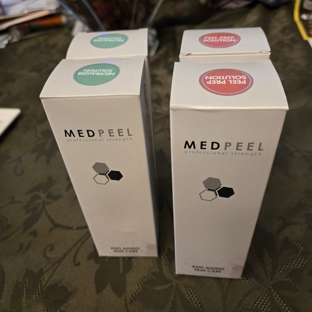 Professional Strength Med Peel Prep and Netralizer Sets - Picture 2 of 3